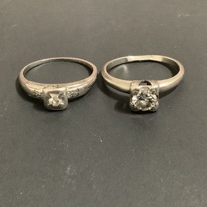Set of 2…..Vintage 14kt white gold 1ct DIAMOND ring